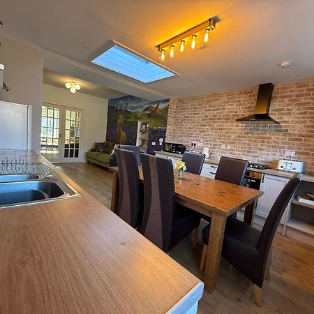 Wells Street Cottages No 26 By The River Ness 因弗内斯 外观 照片